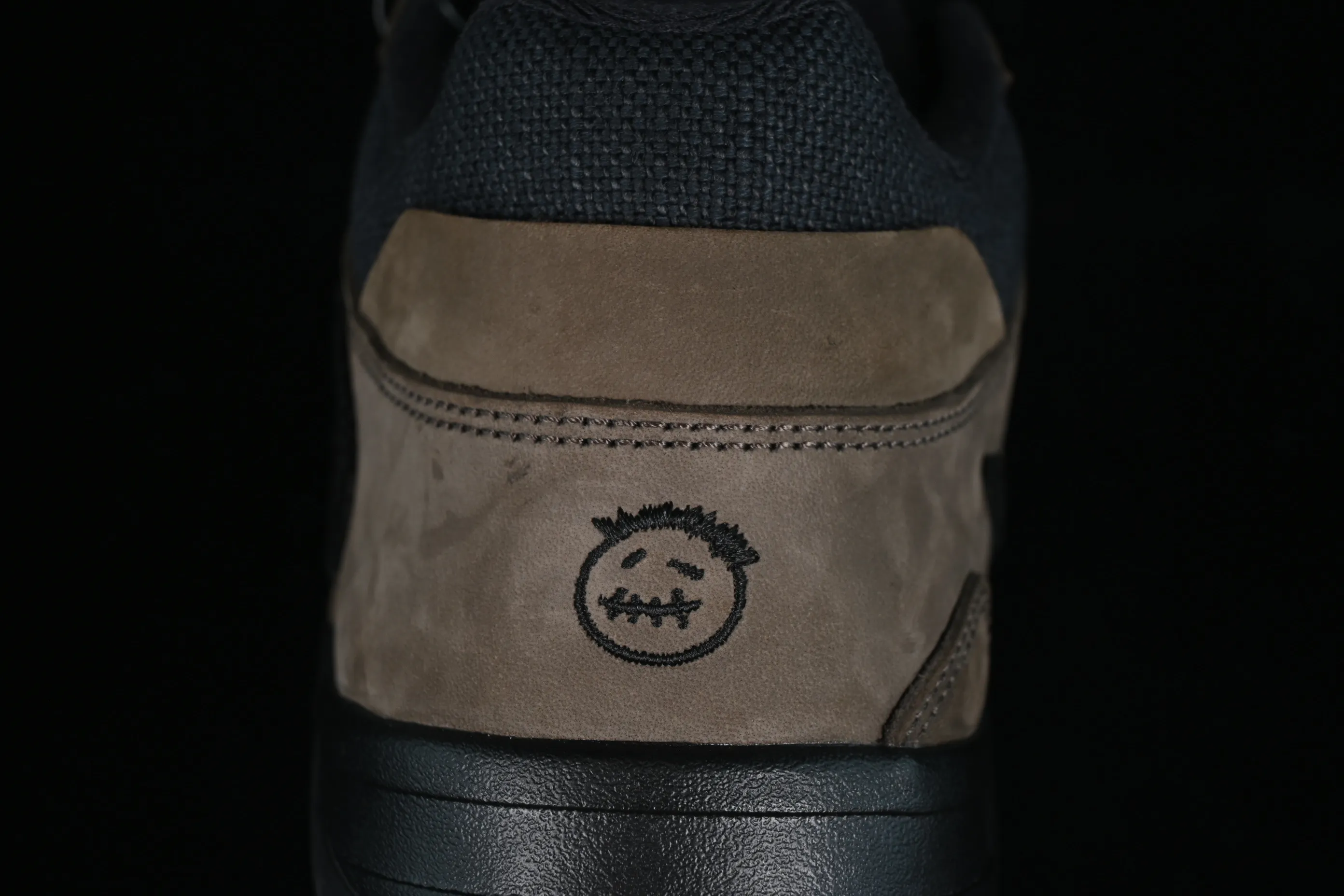 All categories Air Jordan Jordan series basketball shoes Air Jordan 1 Low LW version Travis Scott x Jordan Cut The Check AJ1 Joe 1 hook and loop fashion basketball shoes FZ8117-200